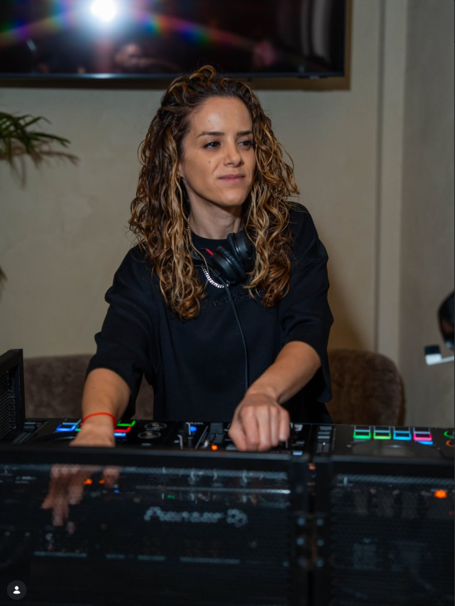 OOZAA, Resident DJ at Aztechy