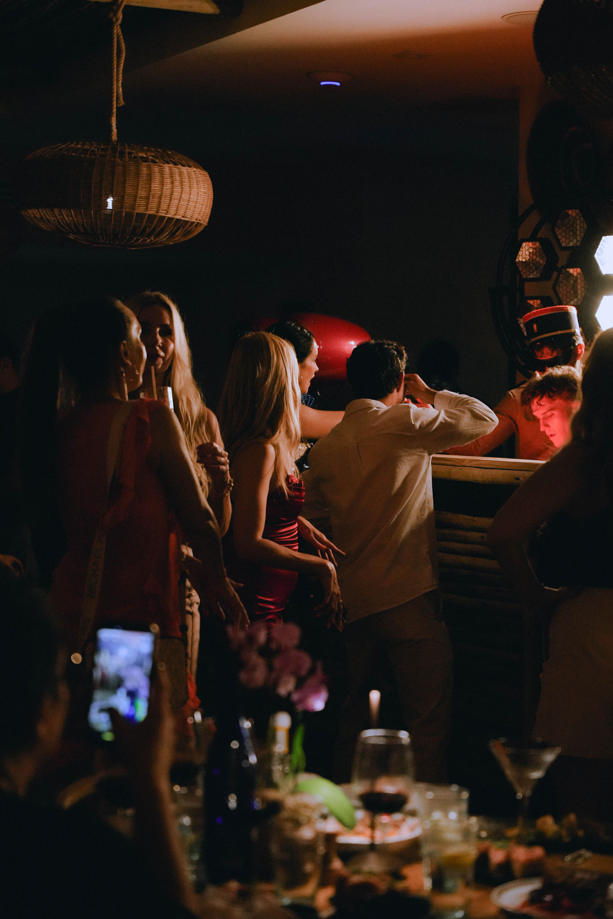 A room full of good people, easy conversations, and the kind of atmosphere that makes you want to stay just a little longer.