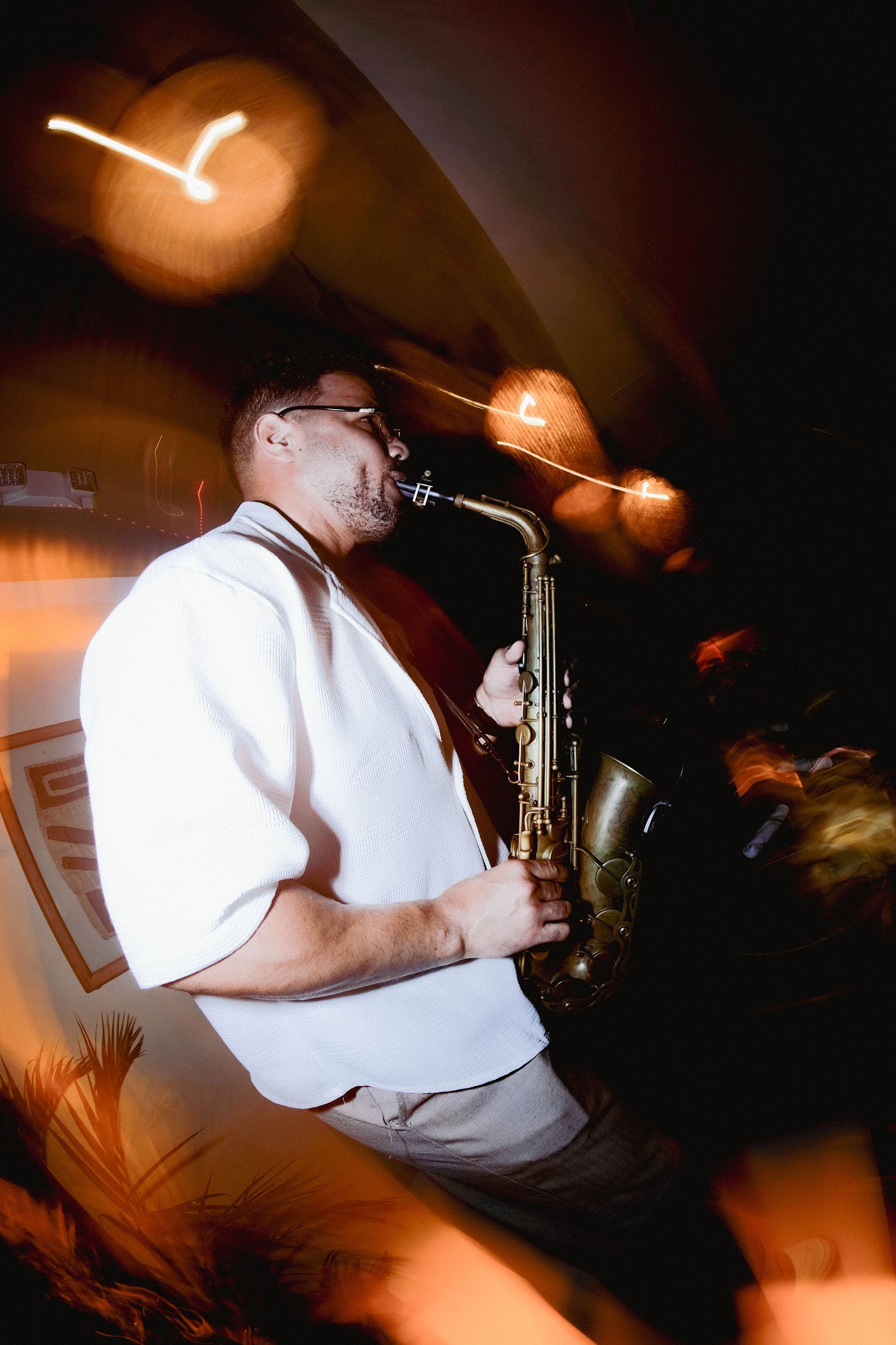 Victor Guzman, Live Saxophonist at Aztechy